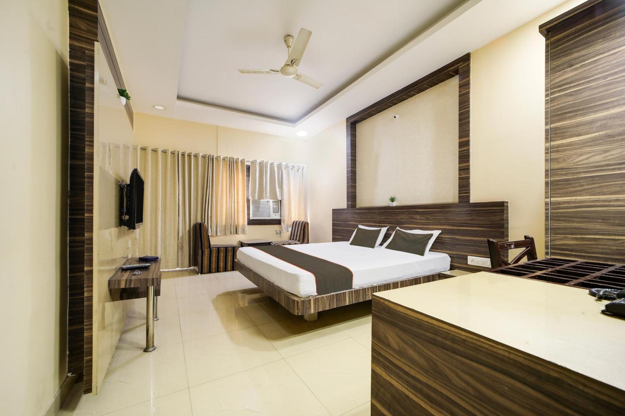 Collection O Hotel Silver Inn Бопал Екстериор снимка