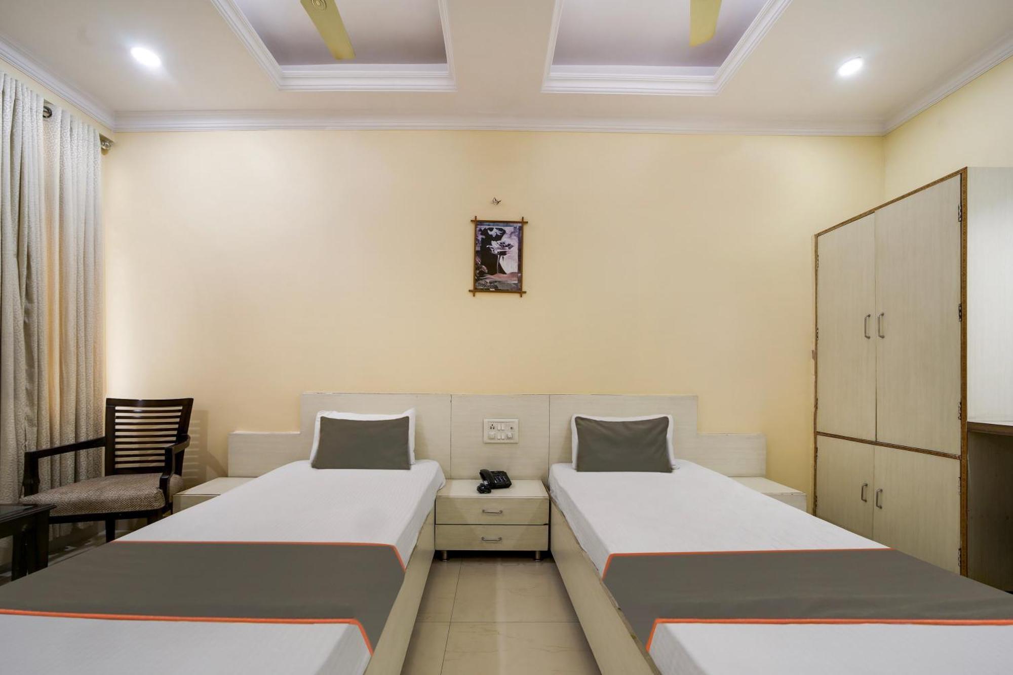 Collection O Hotel Silver Inn Бопал Екстериор снимка