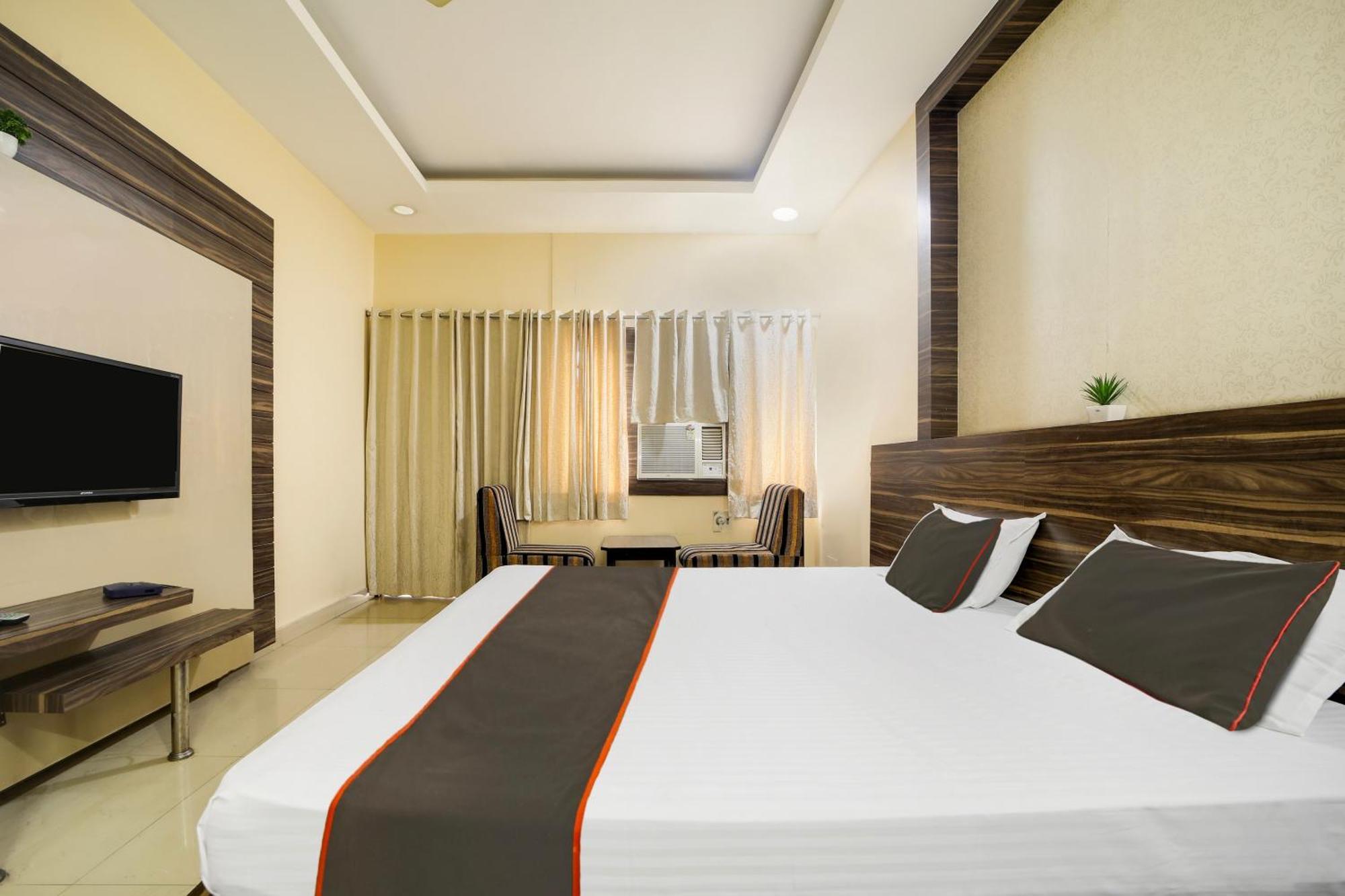 Collection O Hotel Silver Inn Бопал Екстериор снимка